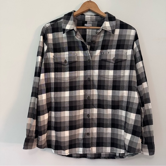 Carhartt Women’s Black Flannel Button Down Cotton Shirt Size XL - Picture 1 of 11